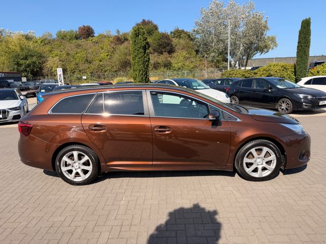 Toyota Avensis Touring Sports Business Edition