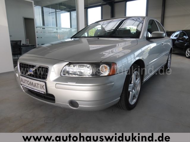 Volvo S60 Lim. Bi-Fuel Momentum Autom. Leder Xenon