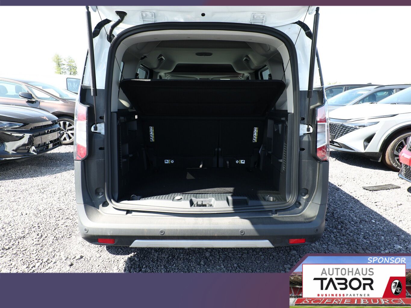 Ford Tourneo Courier - Bild 11