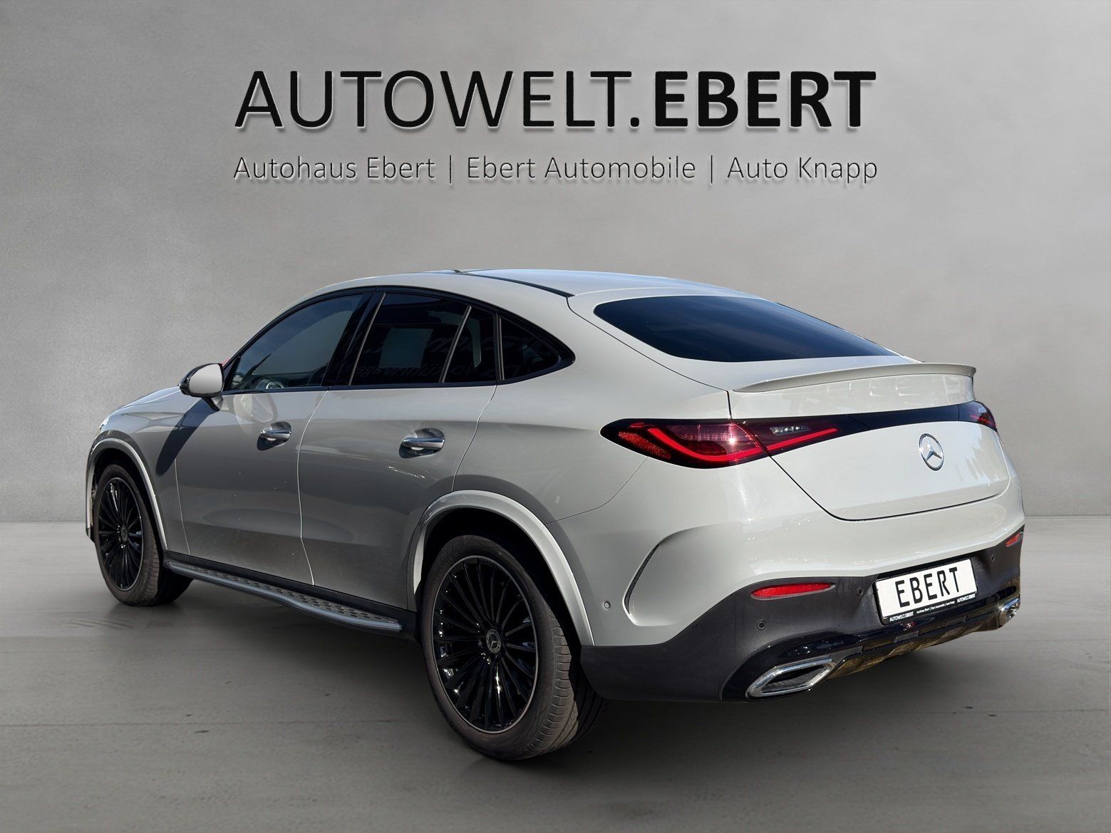 Fahrzeugabbildung Mercedes-Benz GLC450d AMG Editi AIRMATIC Pano DISTR Standh AHK