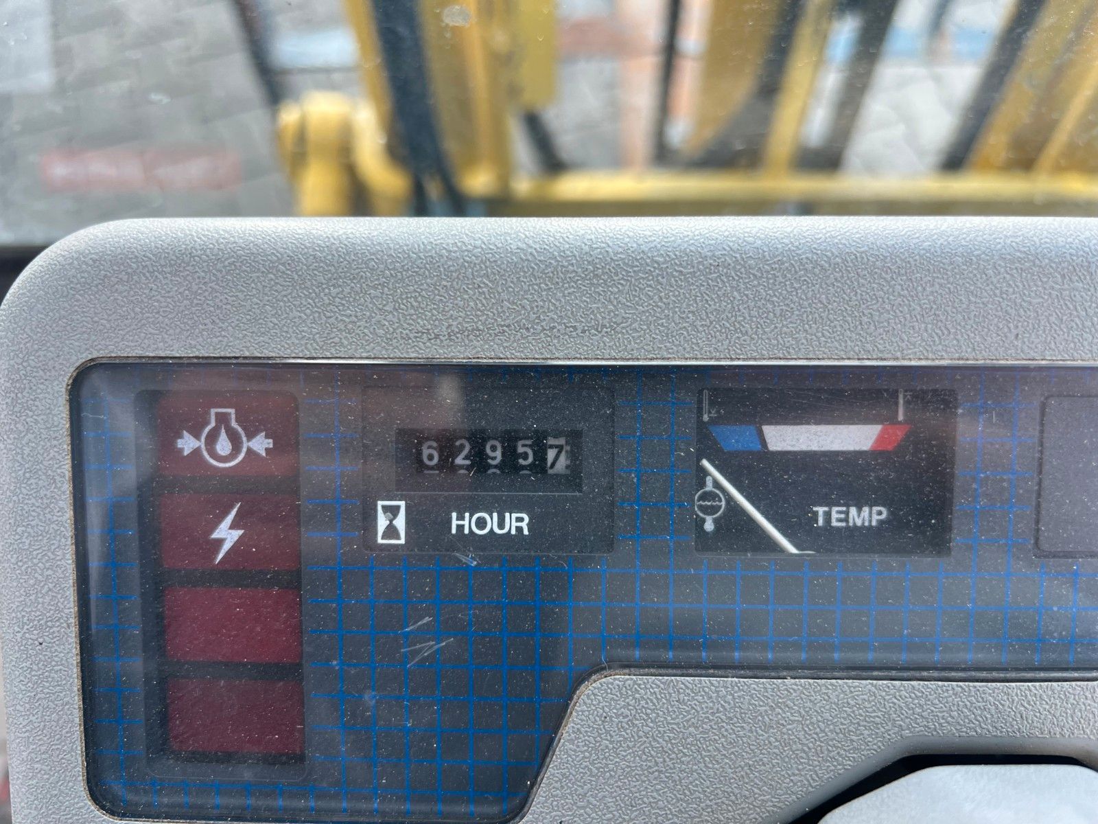 Fahrzeugabbildung Komatsu FG15T-15 / Gas / 1995 /