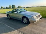 Mercedes-Benz SL 320 R129 mit Panorama-Glasdach
