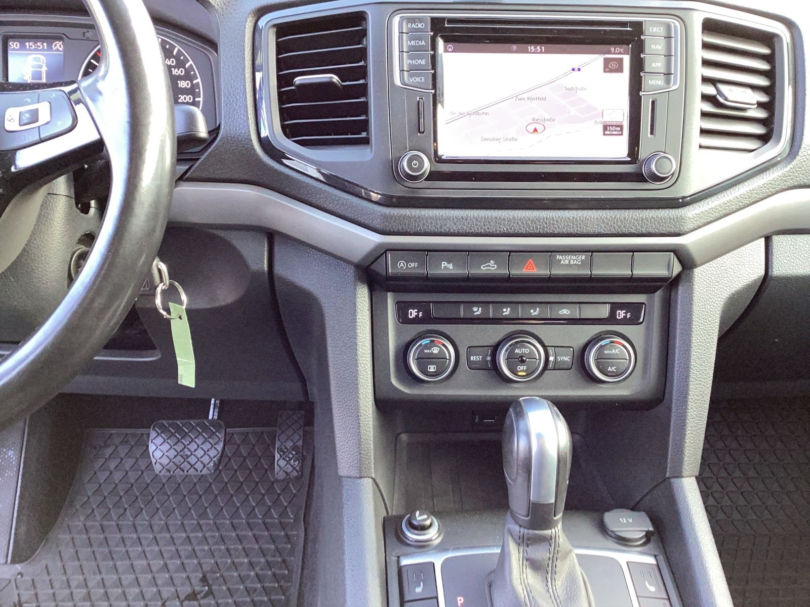 Fahrzeugabbildung Volkswagen Amarok TDI Comf. DC 4M Bi-Xenon Navi AHK SHZ