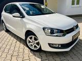 Volkswagen Polo V* Trendline* 1Hand* Klima* Service-Tüv-Neu - Volkswagen Polo aus 2011: Trendline