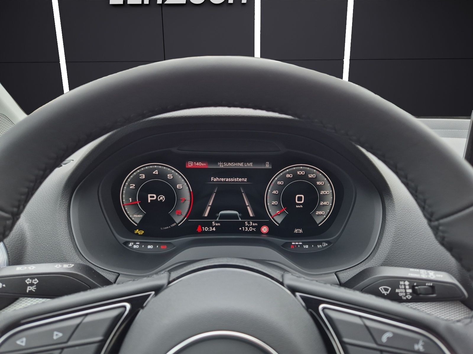 Fahrzeugabbildung Audi Q2 35 TFSI advanced S tronic LED