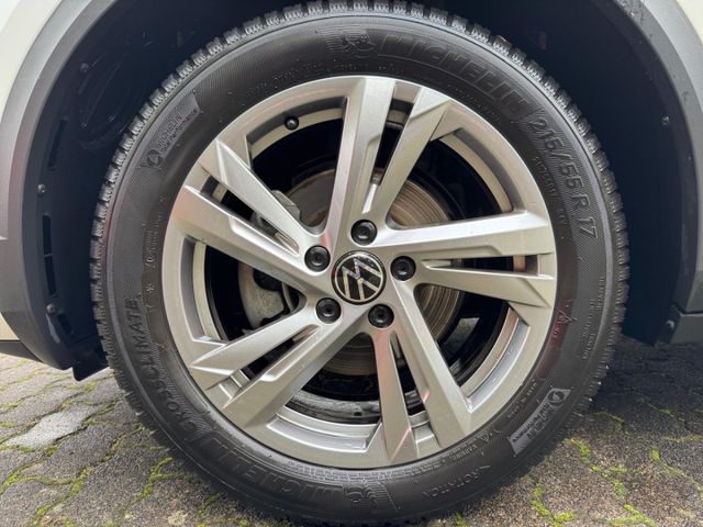 T-Roc R-Line 1.0 TSI LED Navi Climatronic Sitzhe