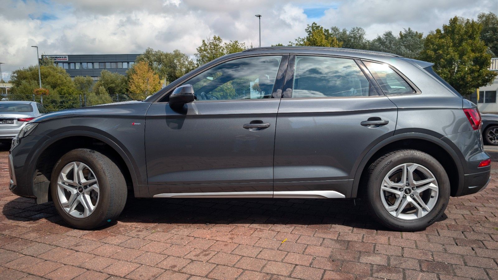 Audi Q5 40 TDI quattro S line,Panorama,RFK,Automatik imagem 2