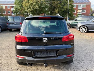 Volkswagen Tiguan - 9