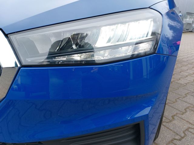 Fabia 1,0TSI Active +KAMERA+LED+ACC+CARECONNECT+