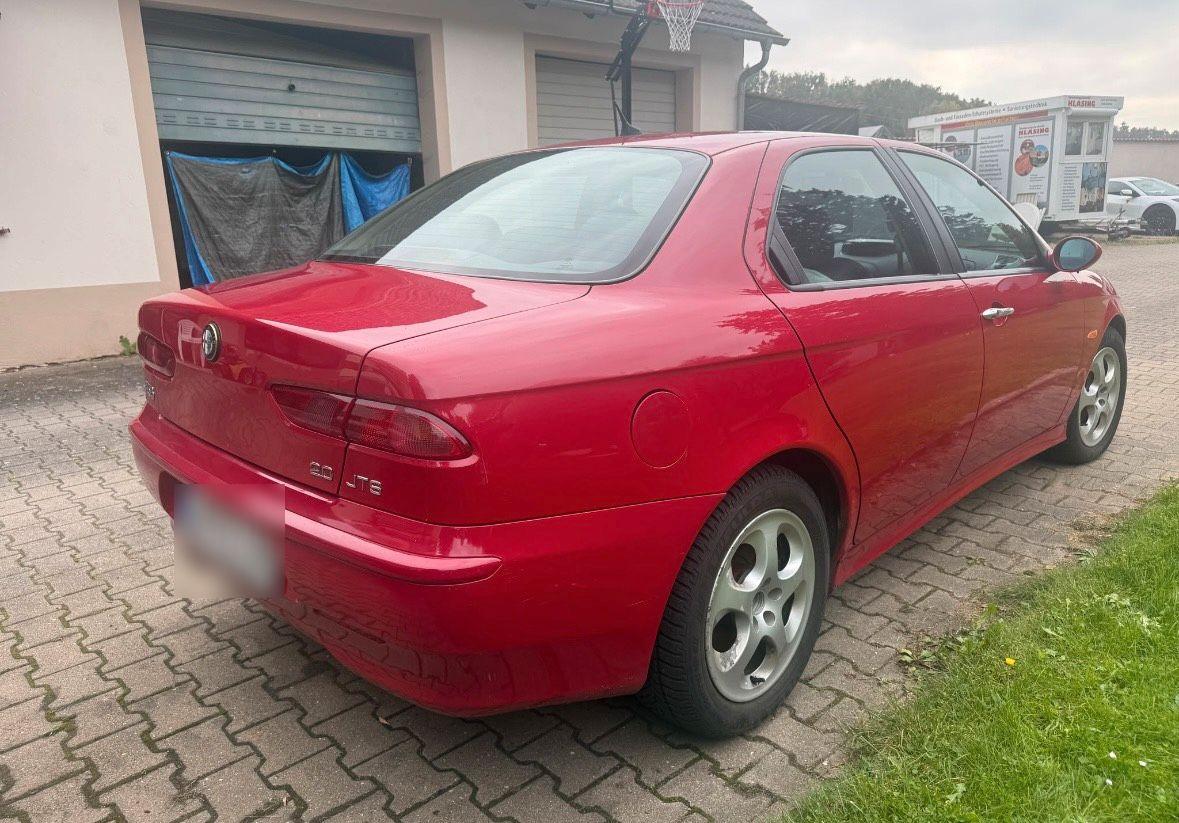 Alfa Romeo 156