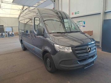 Mercedes Sprinter - 2