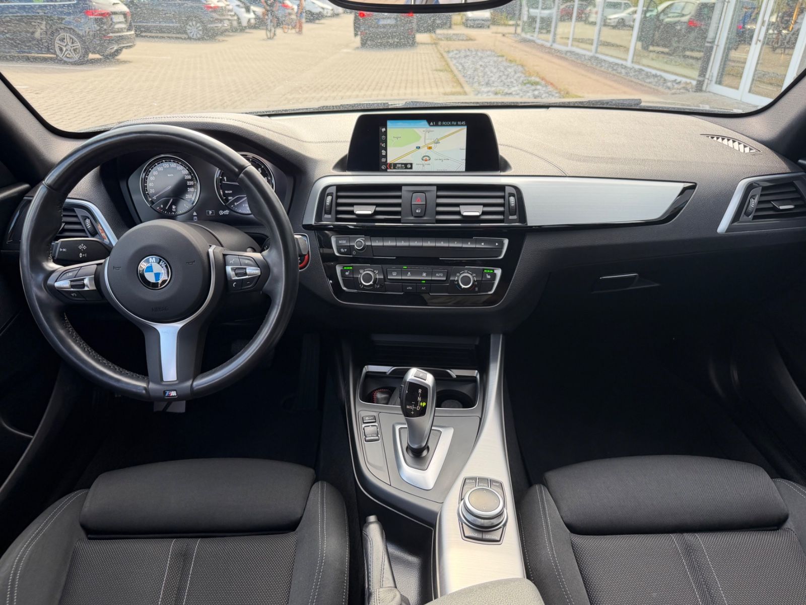 BMW 120 i Edition M Sport Shadow Navi SHZ Klima foto 11