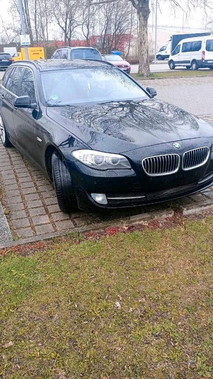 Image of BMW 520