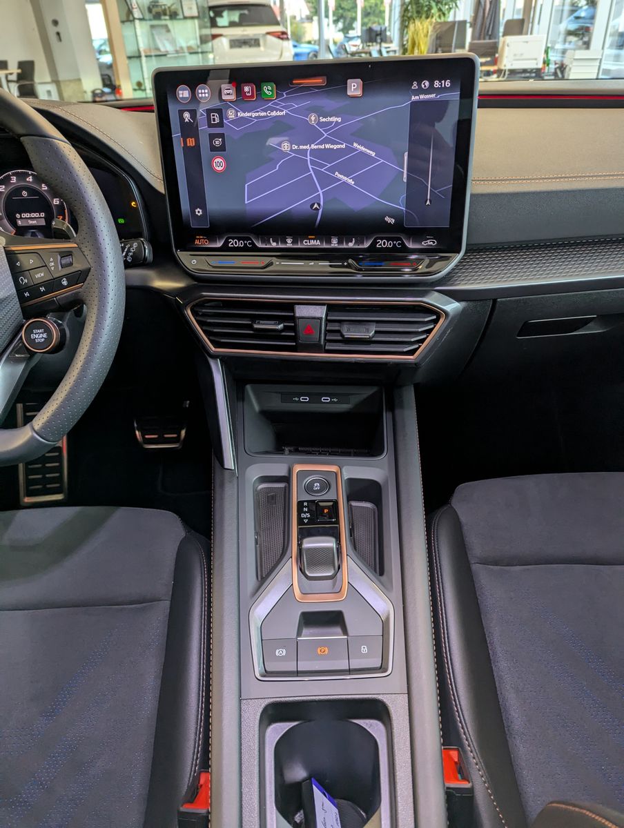 CUPRA Leon 1.5 eTSI Sennh Matrix Pano Edge/Dynamic AHK - Image 21