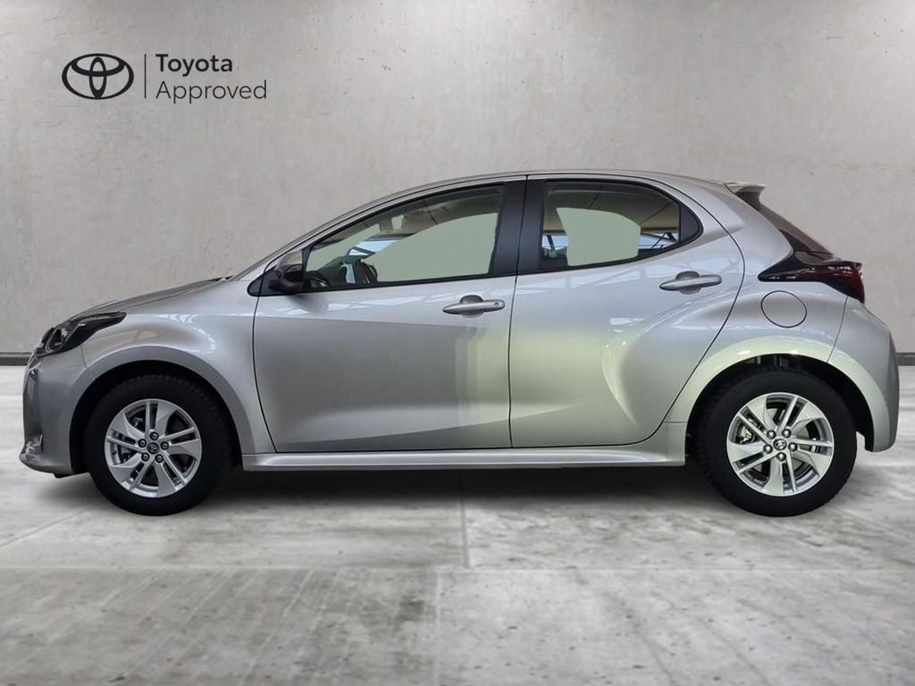 Toyota Yaris 1.5 hybrid Active imagem 3
