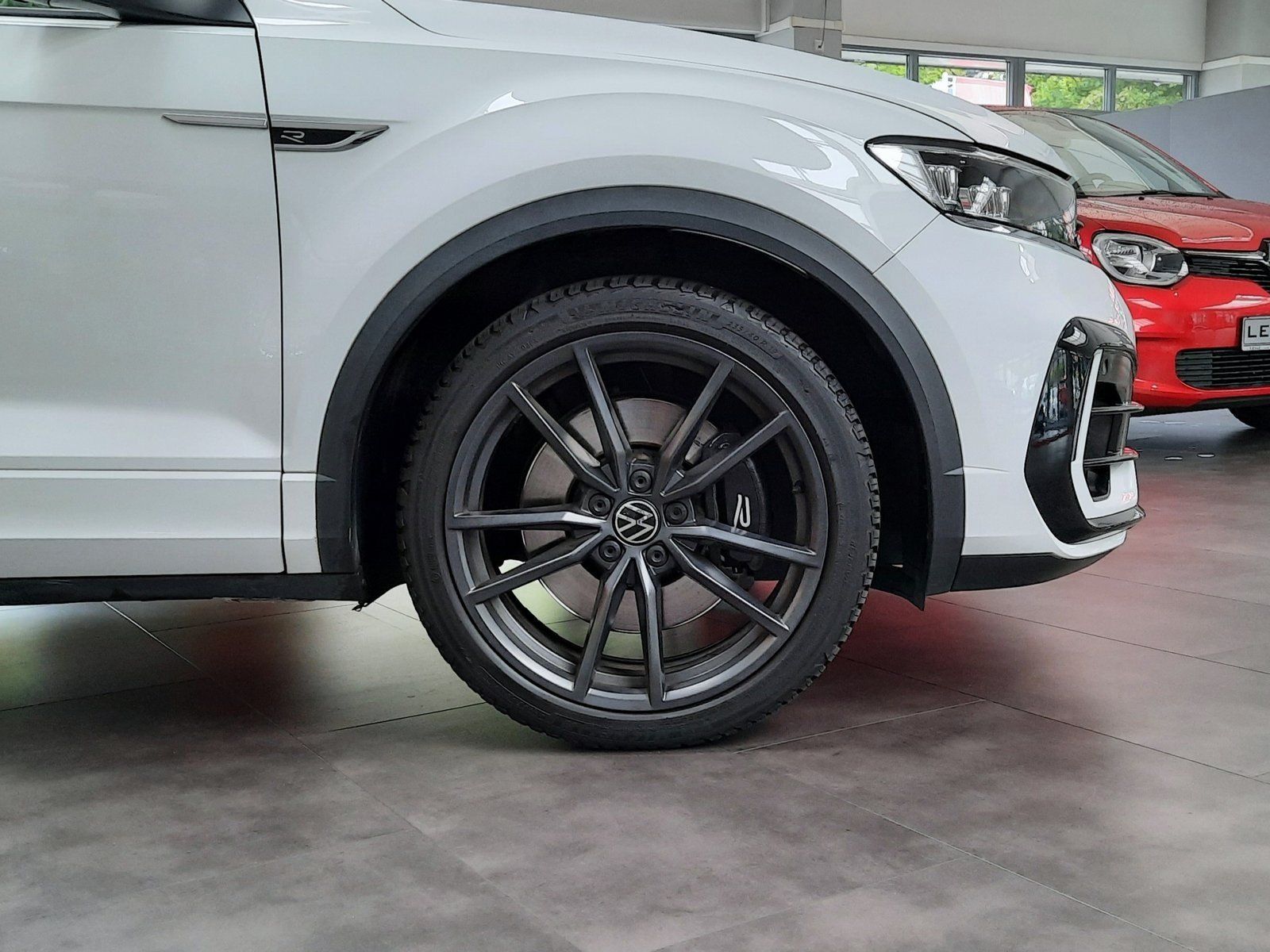 Fahrzeugabbildung Volkswagen T-Roc R 4Motion DSG *AHK*Cam*Navi*App-Con*Assist