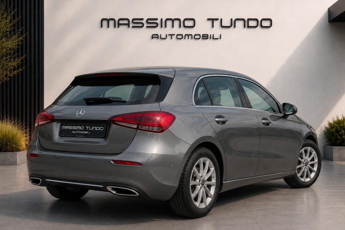 Mercedes-Benz MERCEDES A 180 d Automatic Sport imagem 3