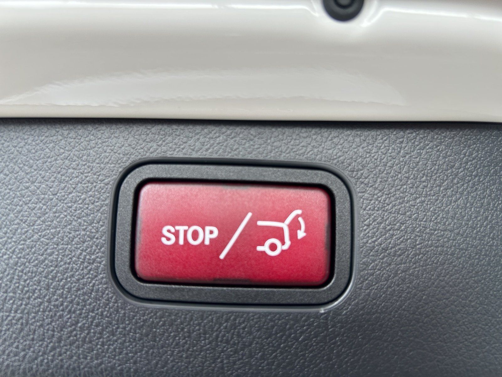 Fahrzeugabbildung Mercedes-Benz C 200 T AMG Memory AHK Kamera DIGITAL LIGHT