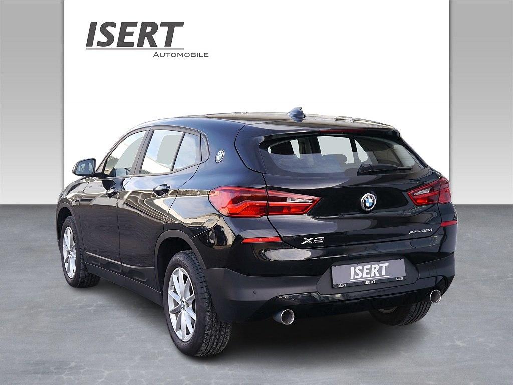 BMW X2 xDrive20d A. +AHK+PANODACH+NAVI+SHZ+LED+PDC