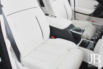 Fahrzeugabbildung Rolls-Royce Phantom IN STOCK