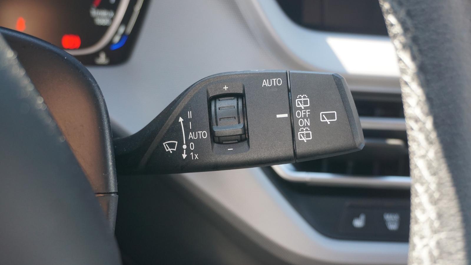 BMW 118 i Advantage Navi Tempomat Sitzheizung PDC USB, миниатюра 23