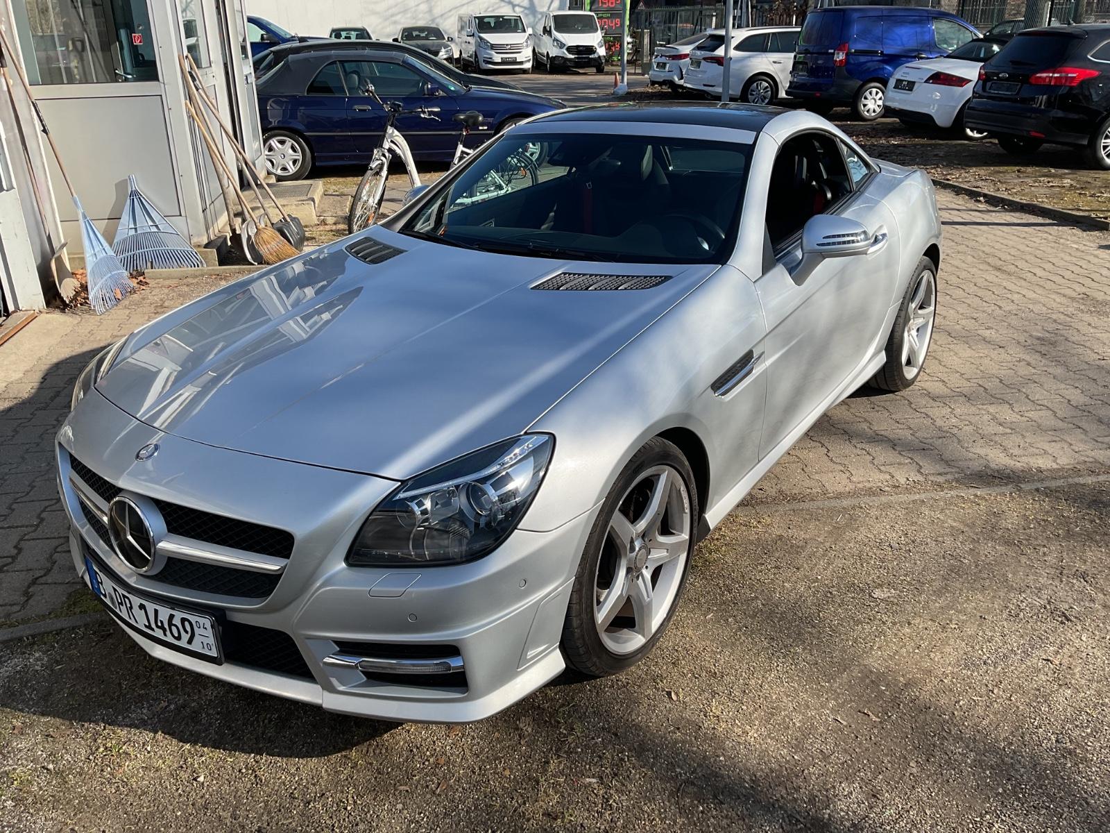 Mercedes-Benz SLK 200 SLK Roadster SLK 200 AMG Line !