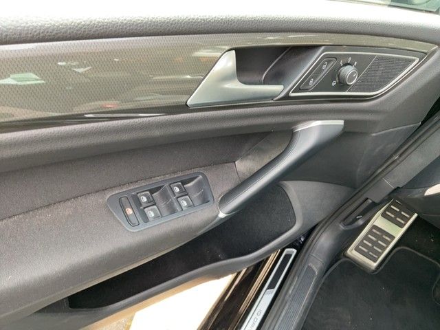 Golf Sportsvan IQ.DRIVE TSI DSG ACC Navi Sitzhzg