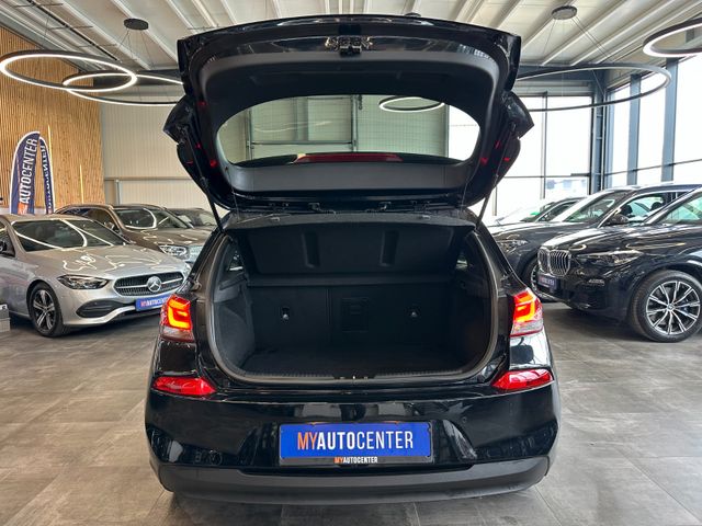 Hyundai i30 Premium *LED*Navi*Spurhalteass*