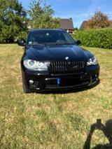 BMW X5 xDrive50i - - BMW X5 aus 2011: 50i