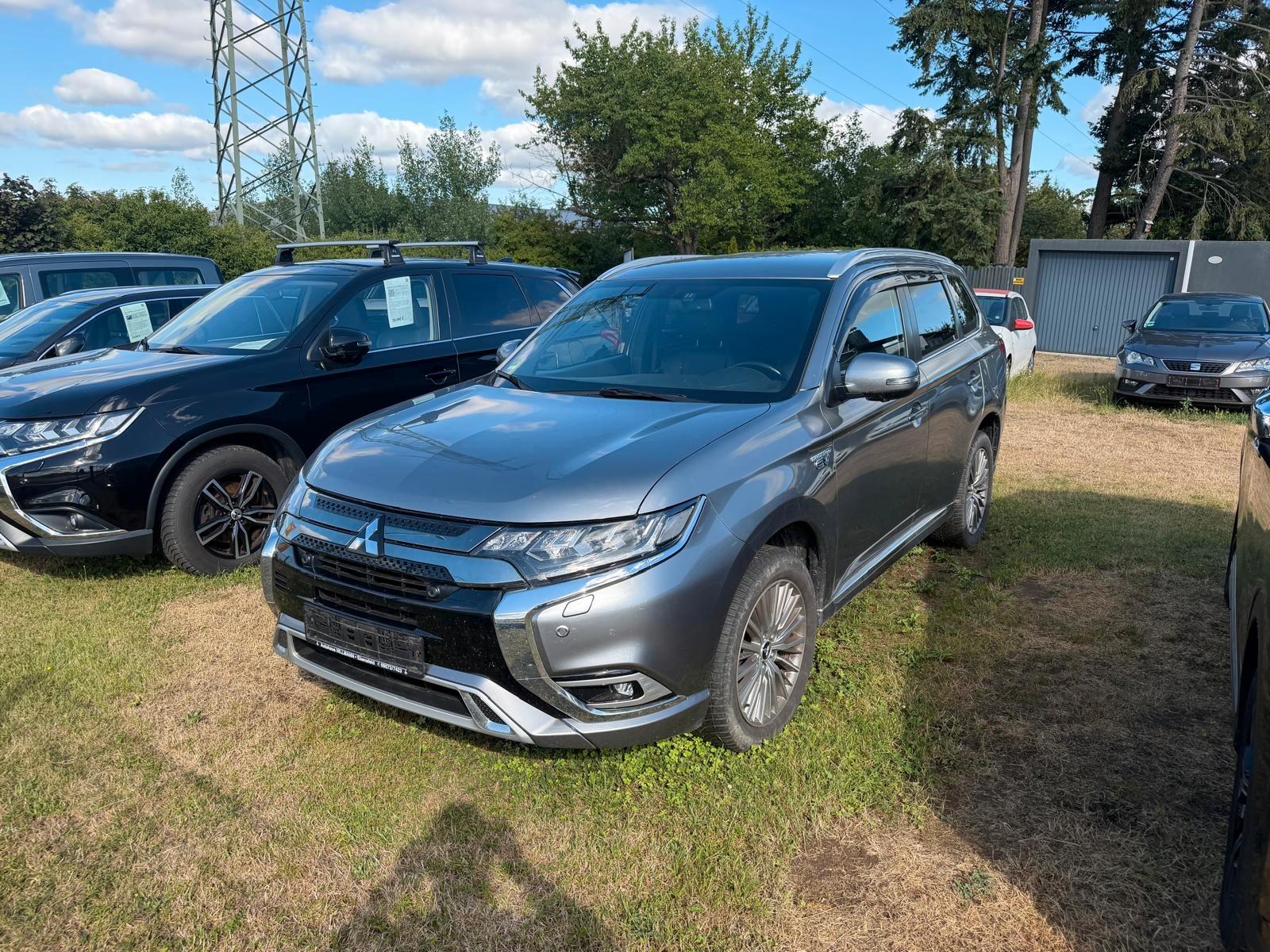 Mitsubishi Outlander PHEV Plus Spirit 4WD AHK
