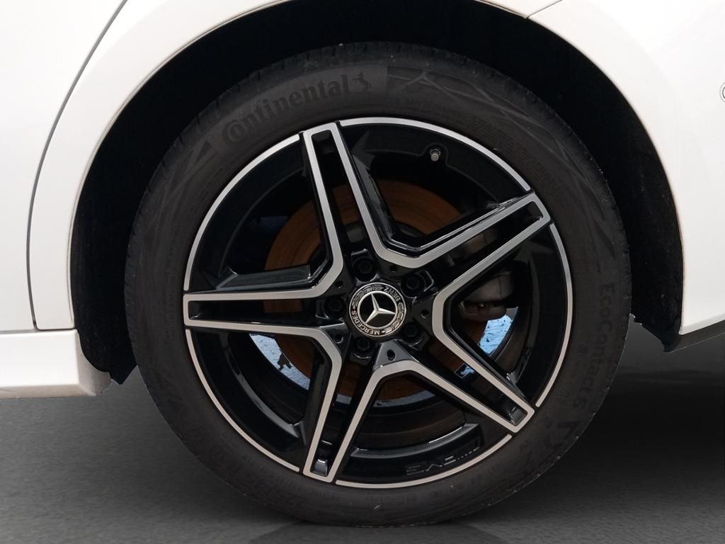 Fahrzeugabbildung Mercedes-Benz B 250 e AMG*NIGHT*LED*PDC*ParkAss*SpurH*AUT*AHK