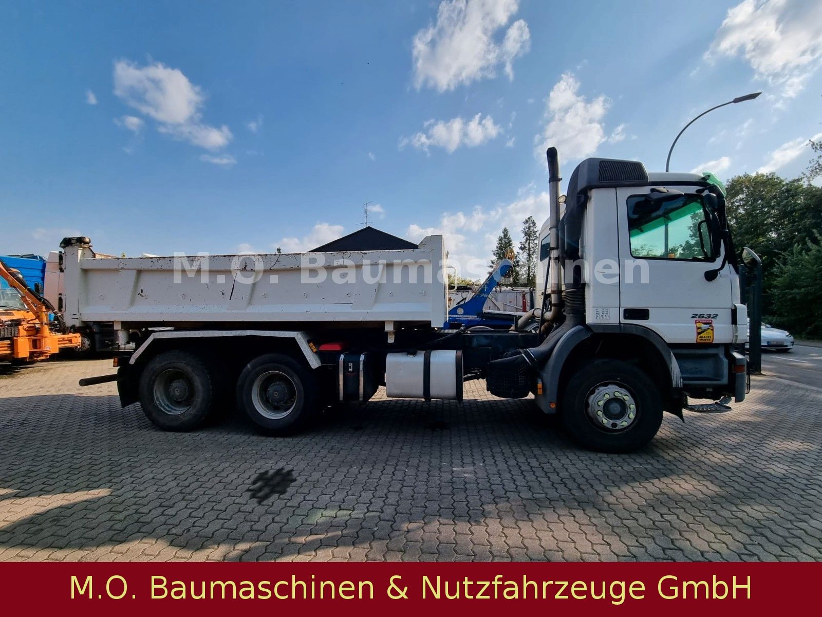 Fahrzeugabbildung Mercedes-Benz Actros 2632  / 3-Seitenkipper / AC / 6x4 /EPS /