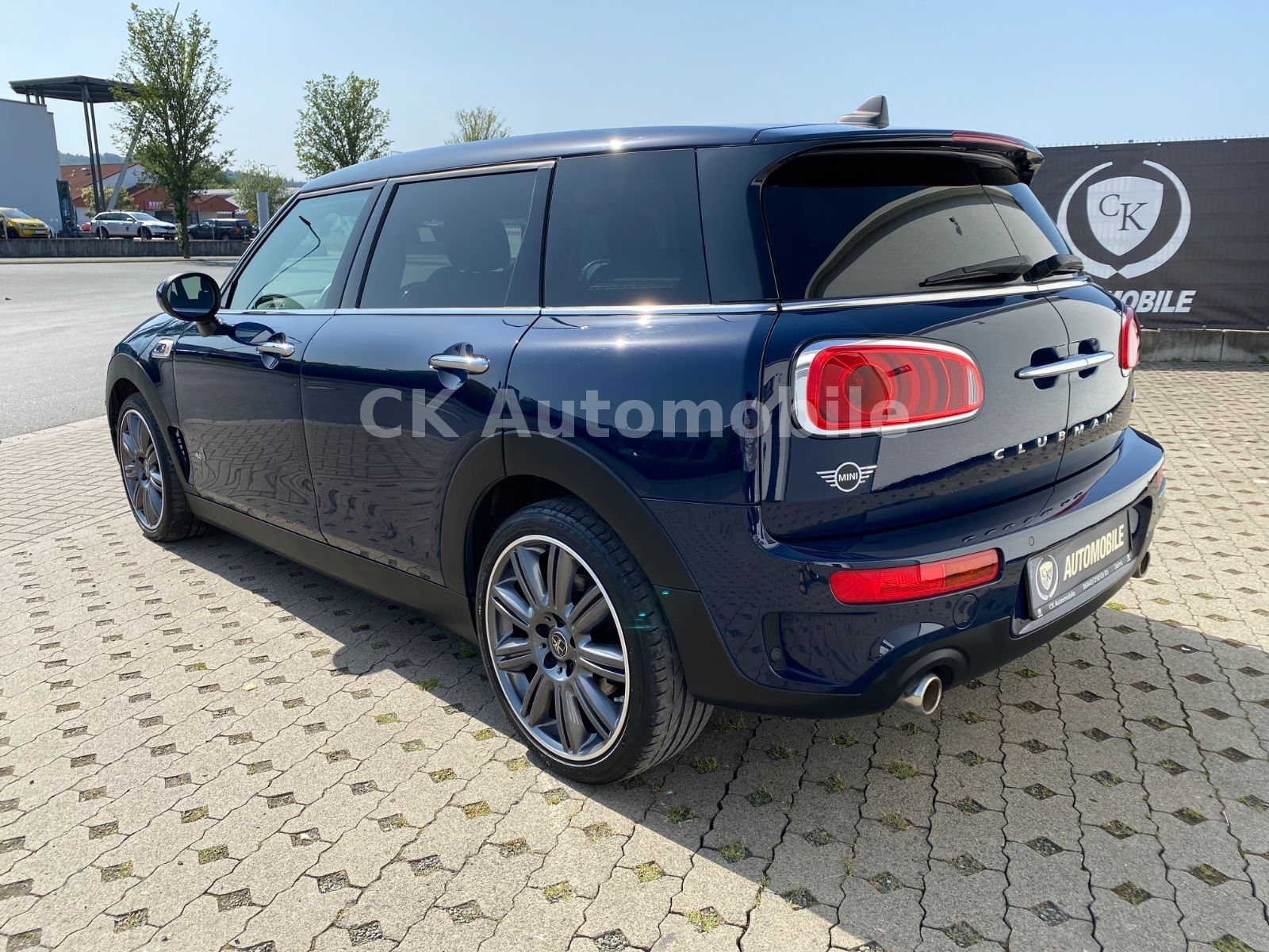 Fahrzeugabbildung MINI Cooper S Clubman All4 Chili/Navi Plus/LED/Kamera