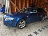 Audi A4 Avant 3.0 TDI, Quattro,Xenon,Navi,6Gang 