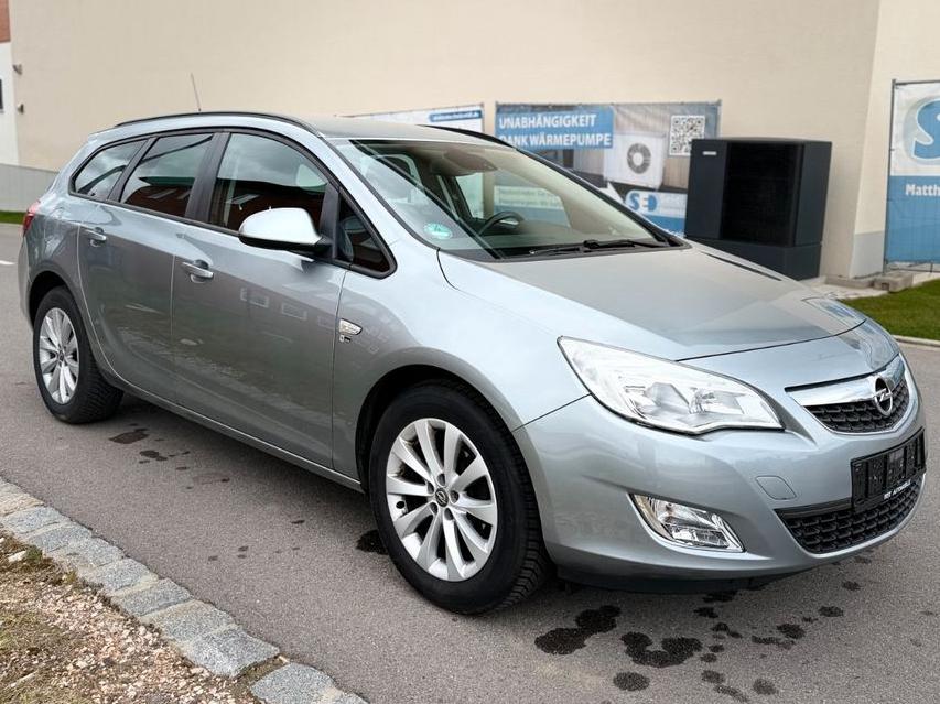 Opel Astra J Sports Tourer 150 Jahre Opel