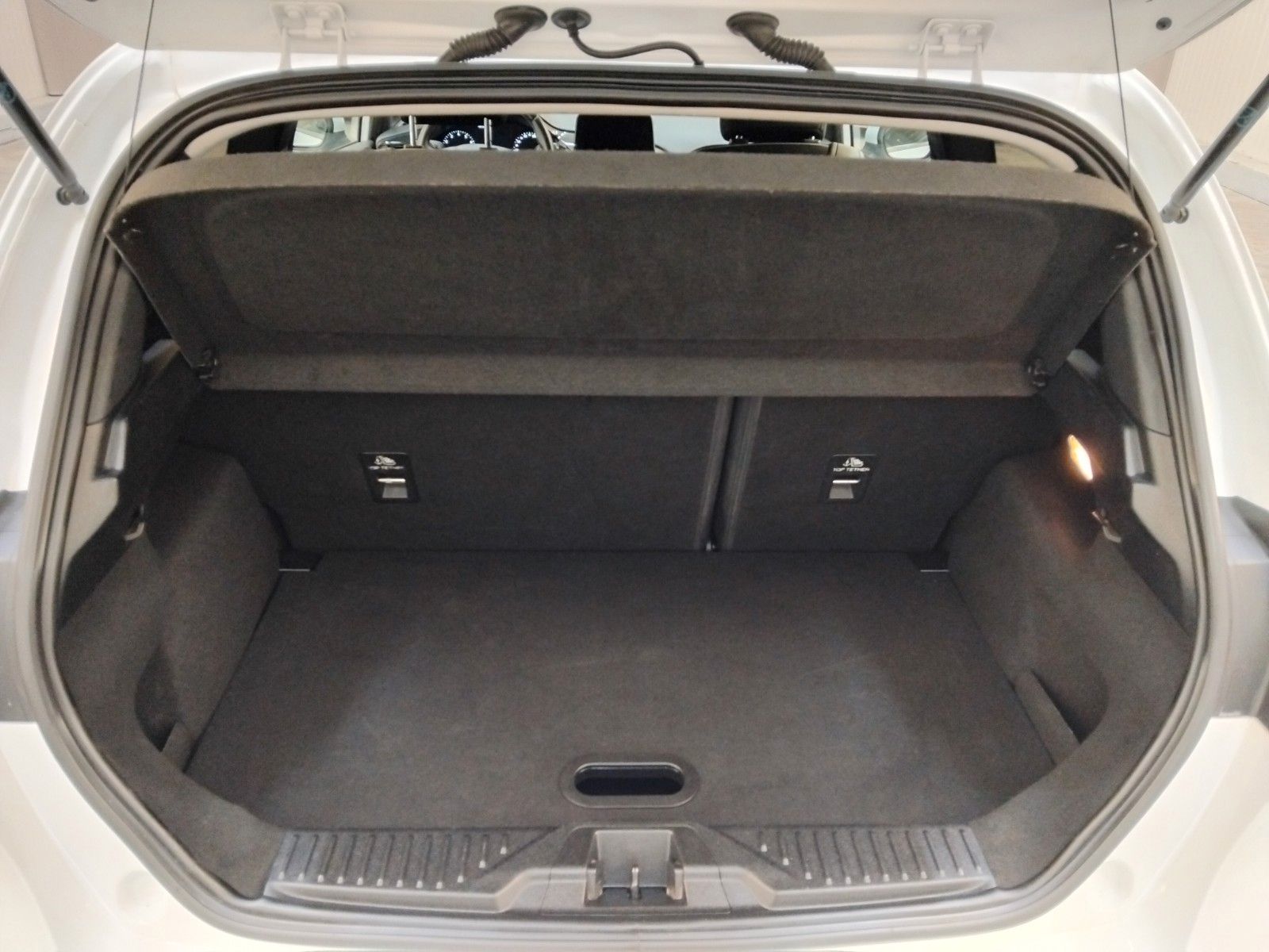 Ford Fiesta (06/2026, Benzin)