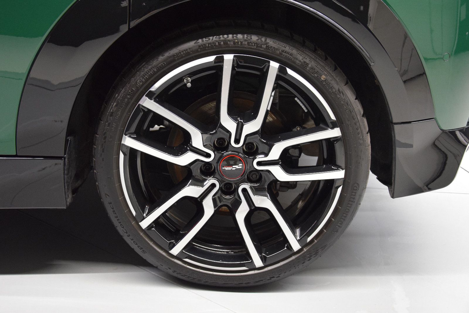 Fahrzeugabbildung MINI Cooper S John Cooper Works Trim 5-Türen Pano HuD