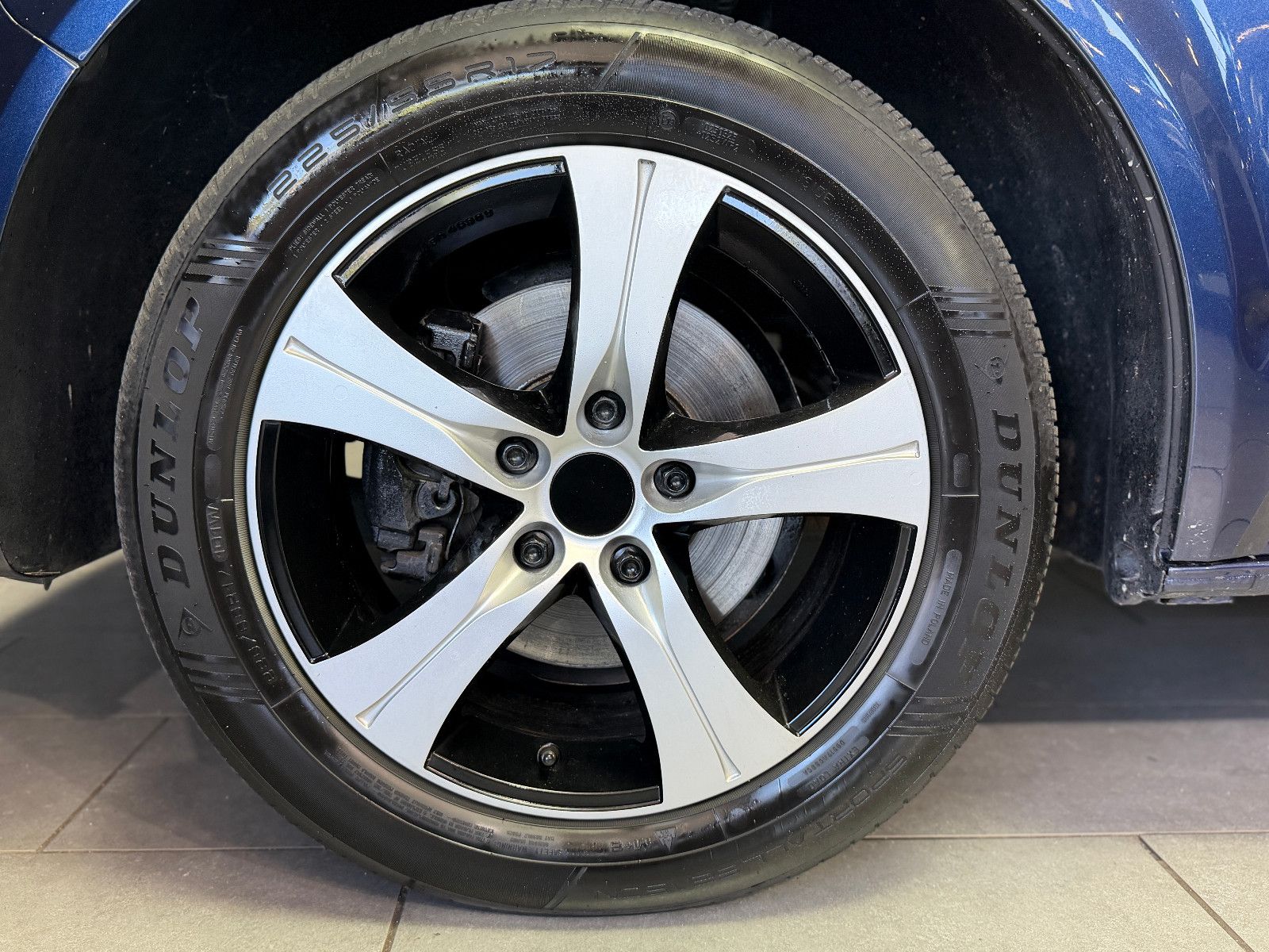 Fahrzeugabbildung Volkswagen T5 Transporter Kasten |KLIMA|1.HAND|RECARO|UMBAU