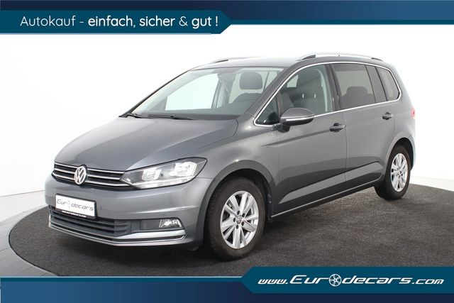 Volkswagen Touran 1.5 TSI Highline *1.Hand*Navi*AHK*Kamera*