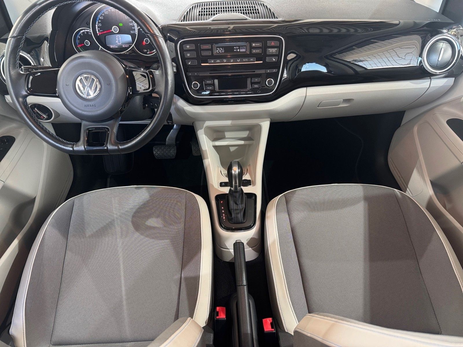 Fahrzeugabbildung Volkswagen e-up! high