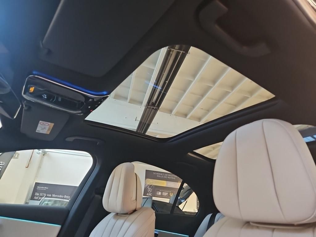 Fahrzeugabbildung Mercedes-Benz E 200 4M Limousine ++AMG+AHK+21''ZOLL+PANO+HEAD+