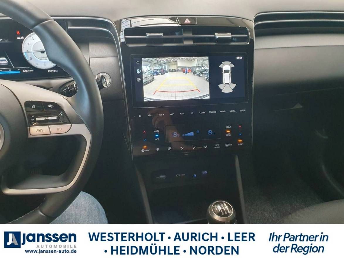 Fahrzeugabbildung Hyundai TUCSON ADVANTAGE/PDC/Krell Sound/Navi/Rückfahrka