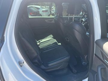 Audi Q7 - 10