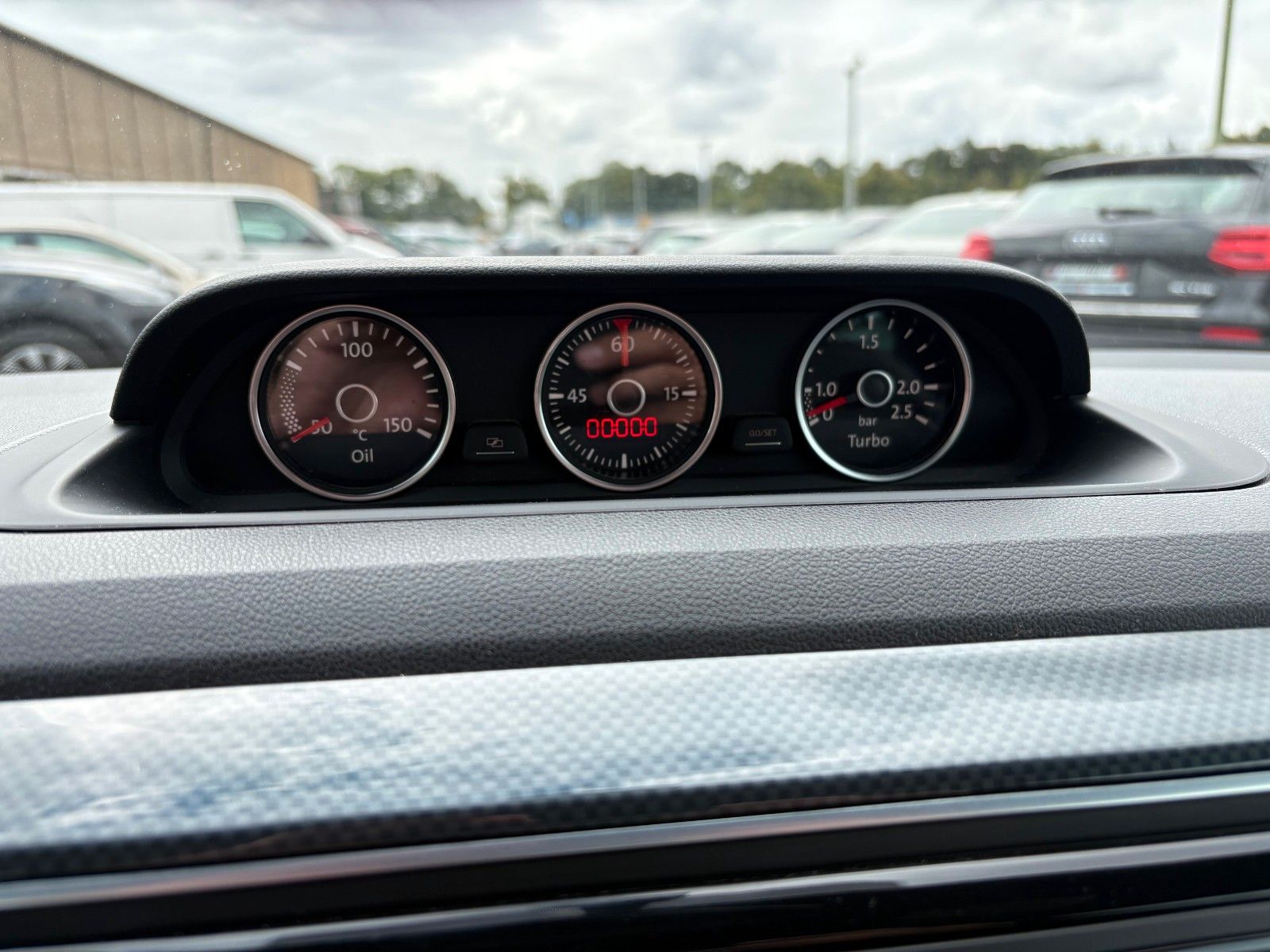 Fahrzeugabbildung Volkswagen Beetle 2.0 TSI DSG SPORT Navi Pano Xenon 147 kW
