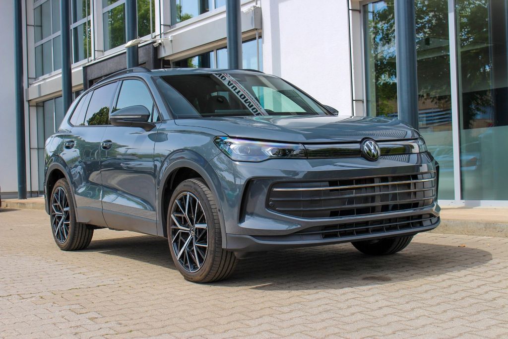 VW Tiguan 2.0 TDI/ IQ.DRIVE/ H&K/ MATRIX/ DISCOVER VW Tiguan 2.0 TDI/ IQ.DRIVE/ H&K/ MATRIX/ DISCOVER