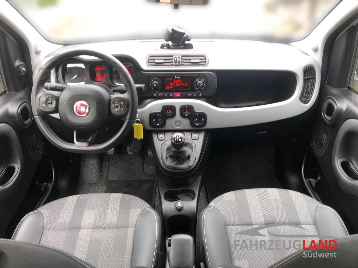 Fiat Panda City Cross Klimaautomatik Einparkhilfe hin