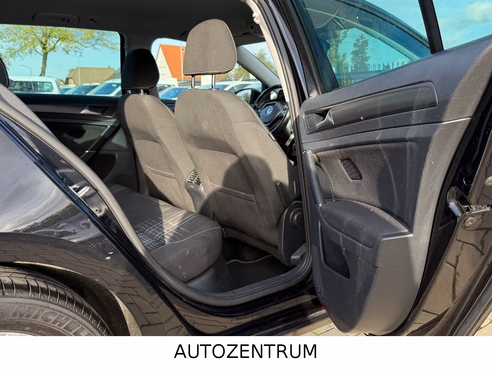 Volkswagen Golf 2015 — photo 11