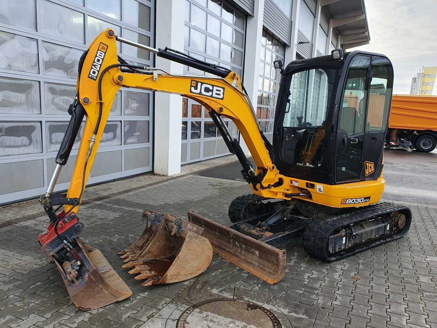 Fahrzeugabbildung JCB 8030 ZTS / MS03 / 1.328h / 2019 / Löffelpaket