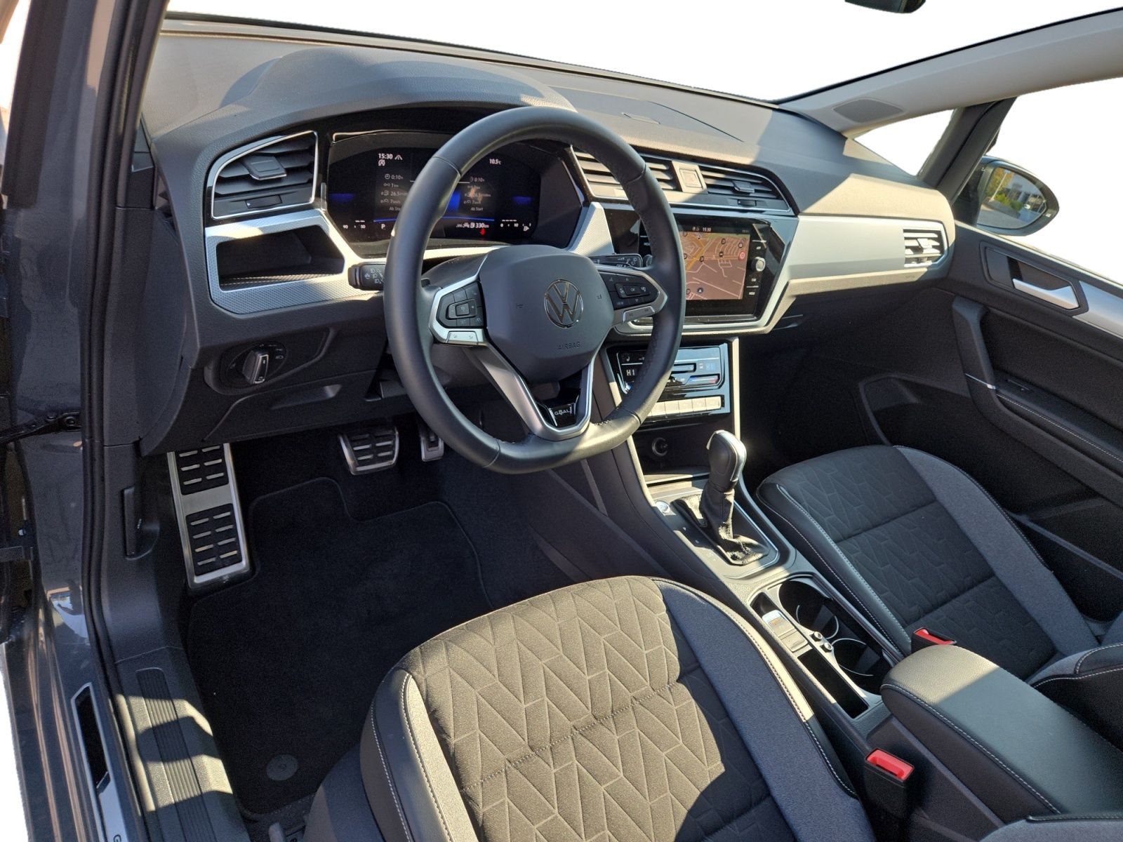 Volkswagen Touran Goal 1.5 TSI DSG 7-SITZE AHK LED NAVI SH foto 4