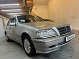 Mercedes-Benz C 200 ELEGANCE W202 /Kein Rost /sehr gepflegt - gebrauchte Mercedes-Benz C 200 aus dem Jahr 1999